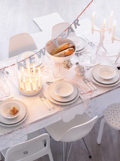 A Very Happy New Year’s Eve Table thumbnail