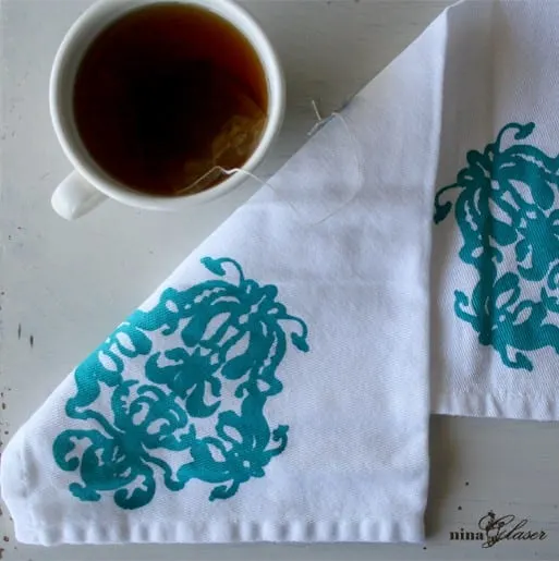 teal-white-block-printed-fabric-napkin-tea-bag-mug