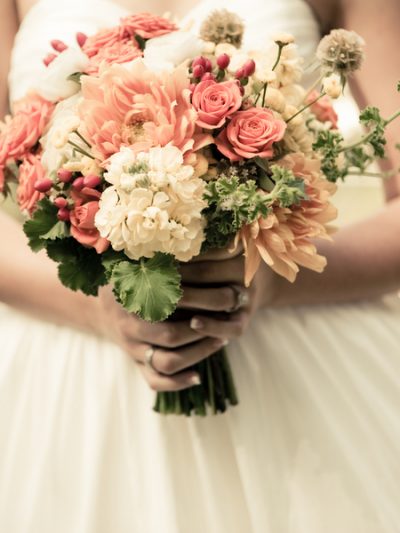 A Pretty Country Wedding thumbnail