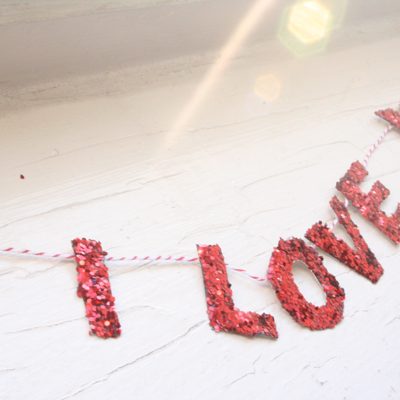 Friday Link Love thumbnail