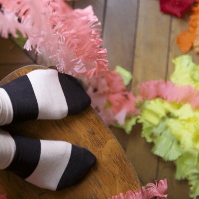 DIY Fringed Party Streamers thumbnail