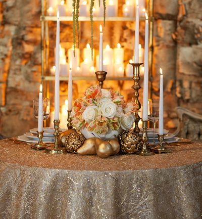 Gold Gatsby-Inspired Wedding Glamor thumbnail