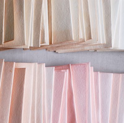 Pretty Ombre Escort Cards thumbnail