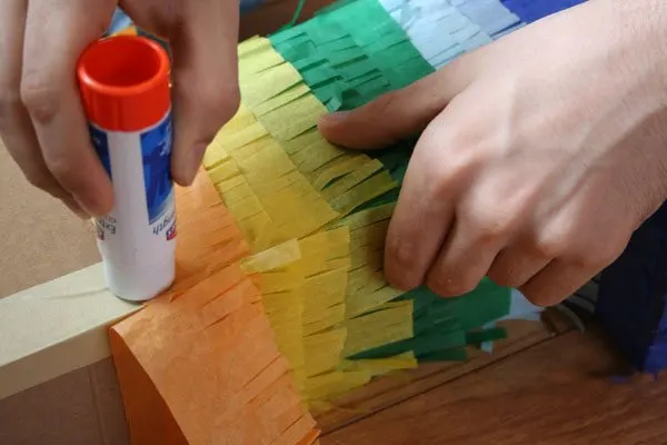 How to Make a Piñata - Easy DIY Piñata Tutorial