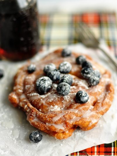 Sweet Eats: Root Beer Funnel Cakes with Blueberries thumbnail
