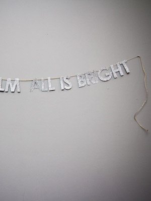 DIY Sparkle Christmas Carol Garland thumbnail