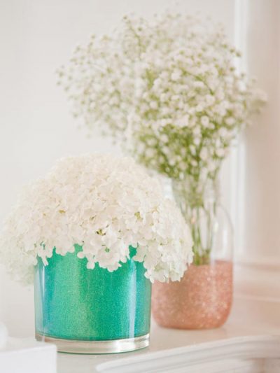 DIY Glitter Vases thumbnail