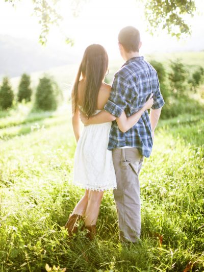 Emily + Bradley: A North Carolina Engagement thumbnail