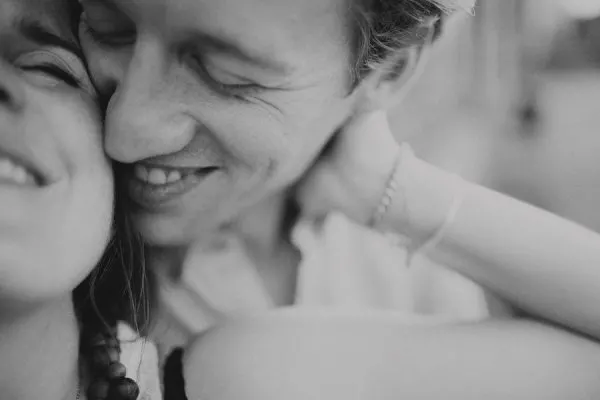 black-white-engagement-photos