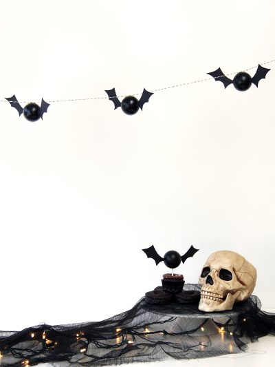 DIY Bat Garland thumbnail