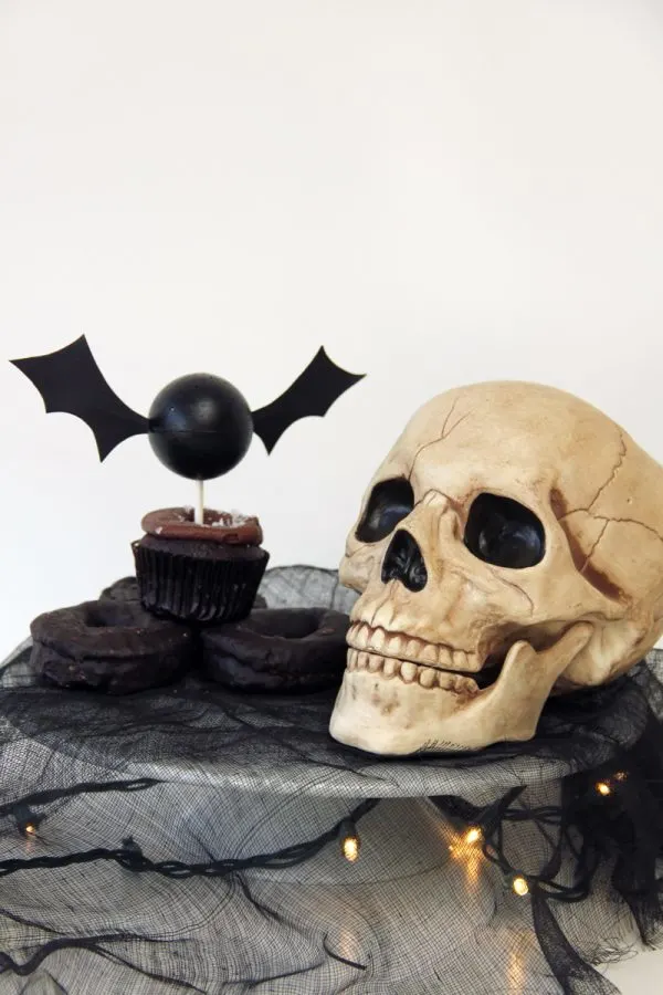 DIY Halloween Bat Garland by Studio DIY for The Sweetest Occasion