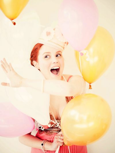 Pink + Glittery New Years Eve Inspiration thumbnail