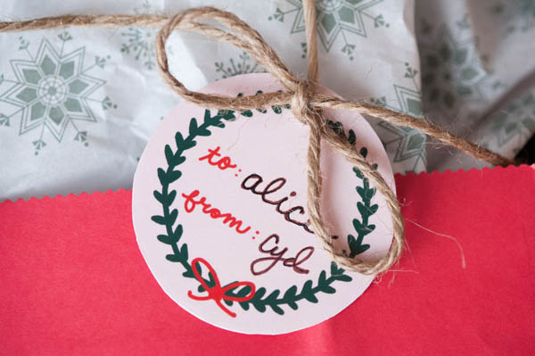 Printable holiday gift tags from The Sweetest Occasion