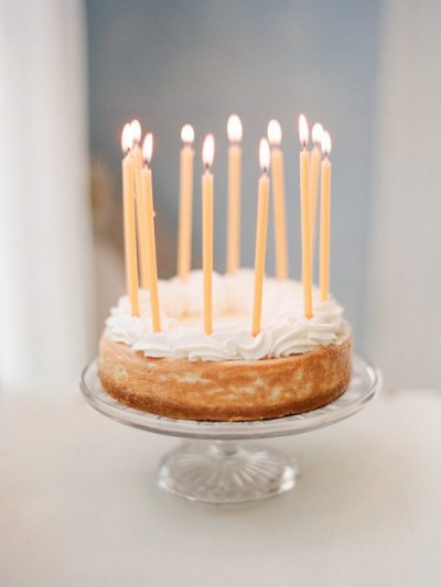 Loving Simple Cakes thumbnail