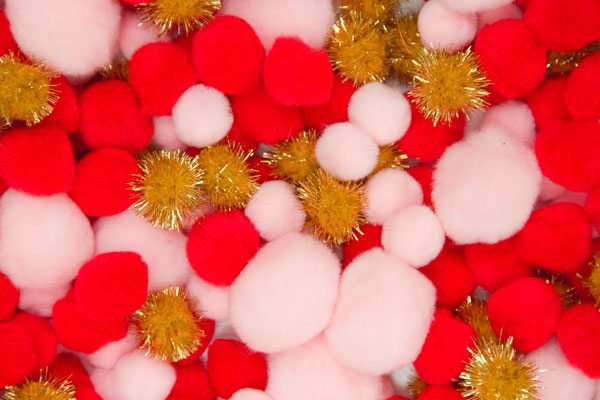 DIY pom pom tablecloth by Studio DIY for The Sweetest Occasion