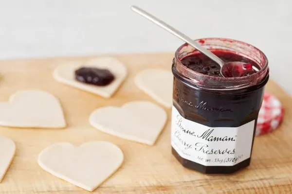 Cherry Jam Heart Pie Pops from The Sweetest Occasion