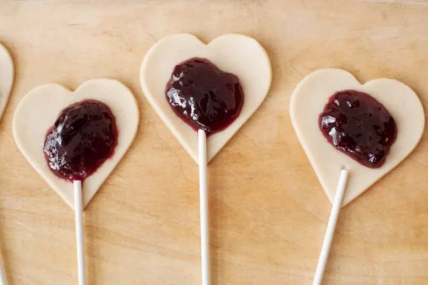 Cherry Jam Heart Pie Pops from The Sweetest Occasion