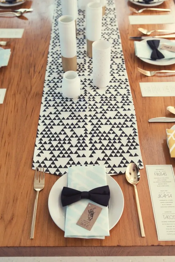 Graphic dinner party table setting