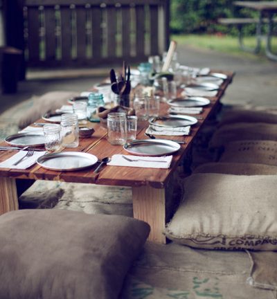 A Cozy Seaside Dinner Party thumbnail