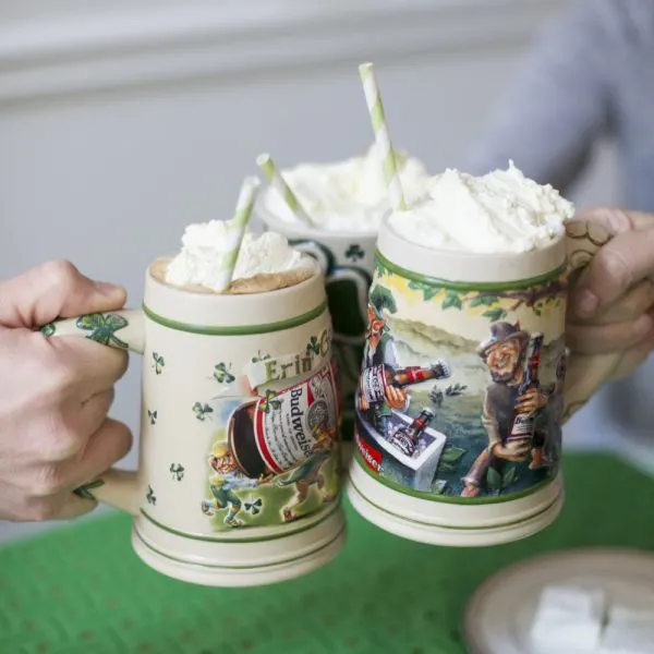 Chocolate stout beer floats | The Sweetest Occasion