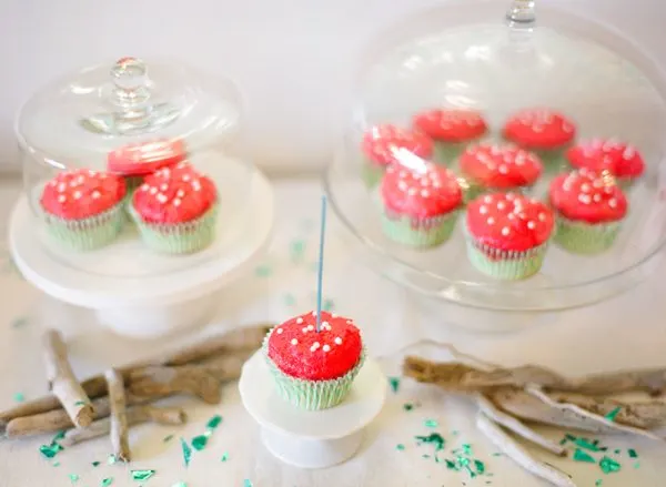 Polka Dot Cupcakes | The Sweetest Occasion