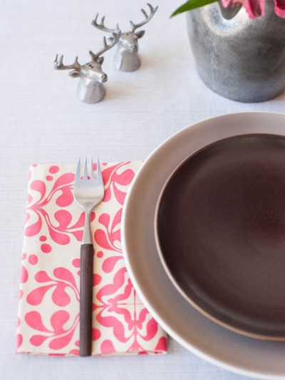 DIY No-Sew Cloth Napkins thumbnail