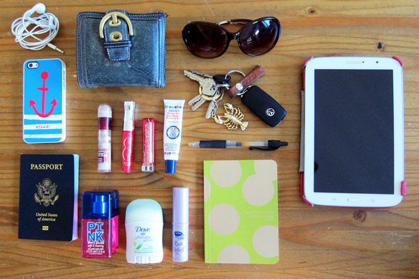 What's In My Purse | The Sweetest Occasion