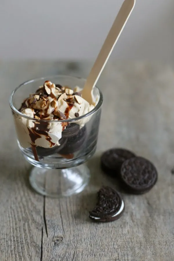 No-Bake Oreo Peanut Butter Cake