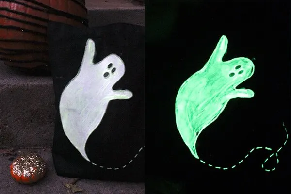 DIY Glow in the Dark Trick or Treat Bags