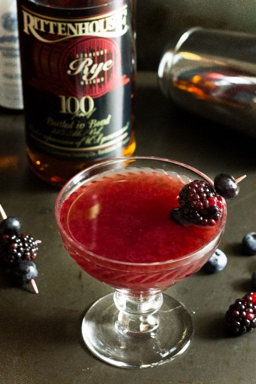 Mix It Up: Whiskey Cocktails for Fall