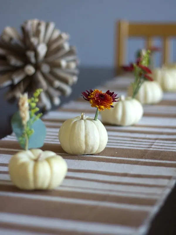 DIY Mini Pumpkin Centerpieces