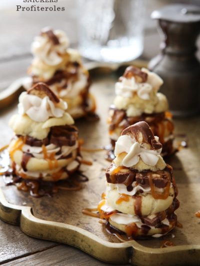 Friday Link Love (And 3 Recipes Made with Halloween Candy) thumbnail