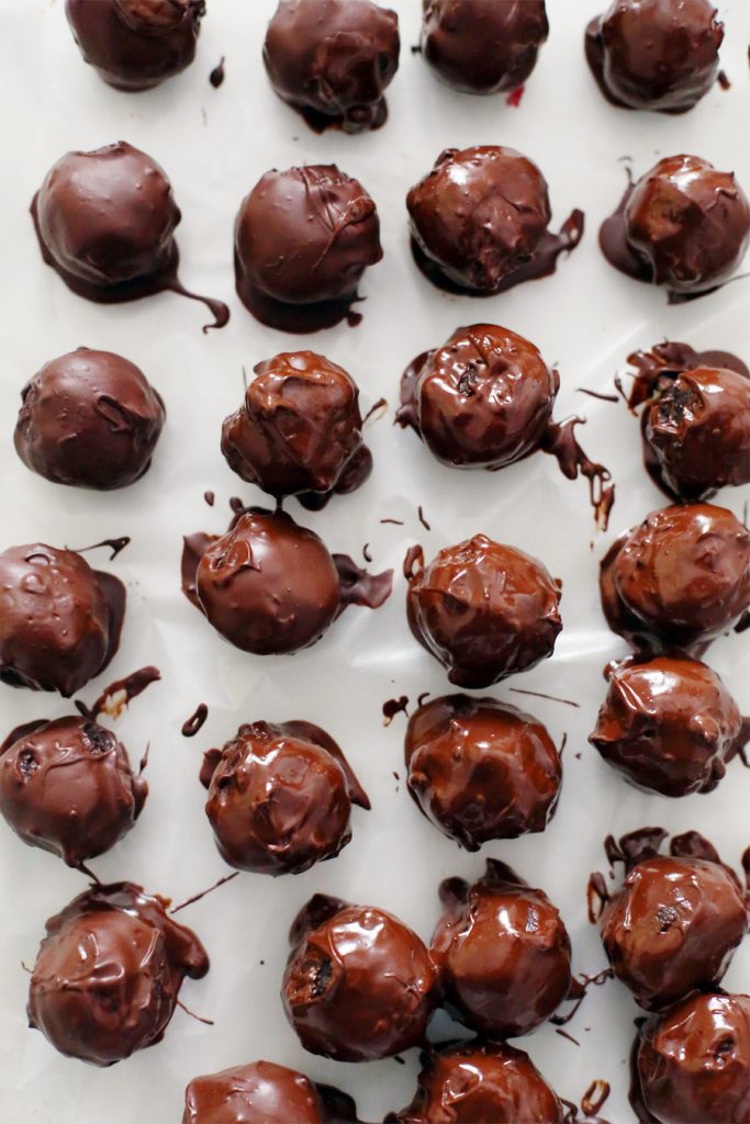 Minty Oreo Cookie Balls