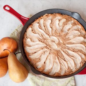 Cinnamon Pear Skillet Cake + Printable Thanksgiving Tags thumbnail