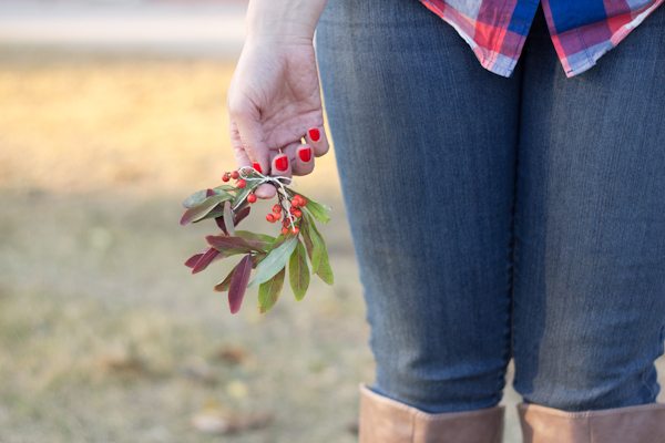 DIY Mini Holiday Wreaths
