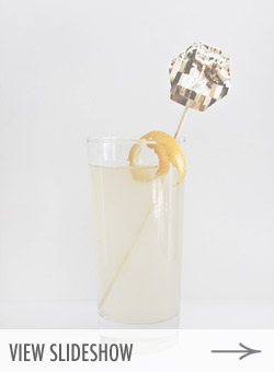 10 Bubbly New Year's Eve Cocktails