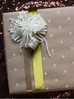 DIY Yarn Pom Pom Gift Wrap