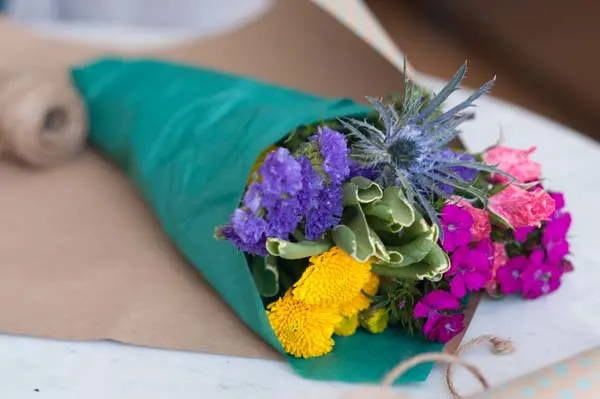 DIY Mini Valentines Day Bouquets