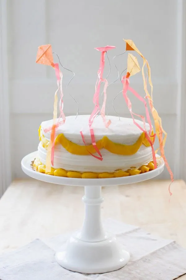 DIY Kite Cake Topper