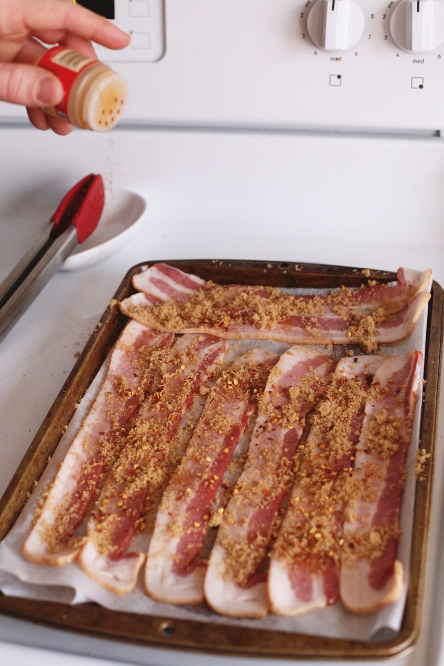 millió dolláros Bacon Recept / Bacon (más néven Millionaire Bacon) barna cukorral, cayenne-nel és pirospaprika pehellyel!