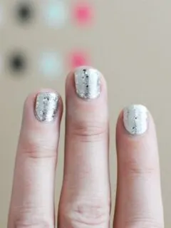 Pretty for Spring: Glitter Nails