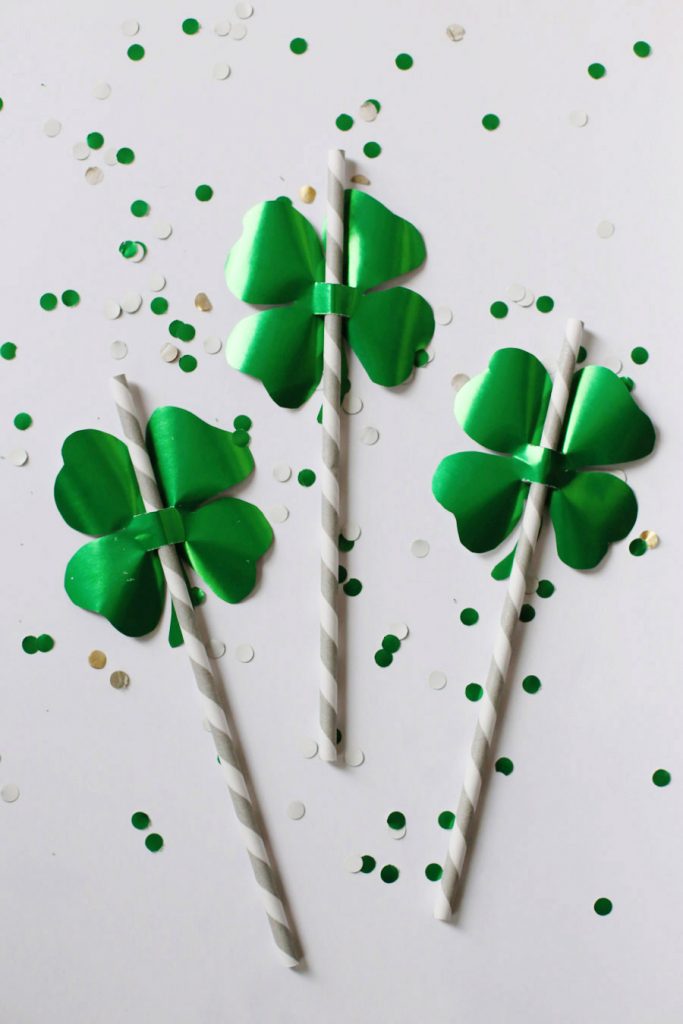 DIY Shamrock Straw Toppers