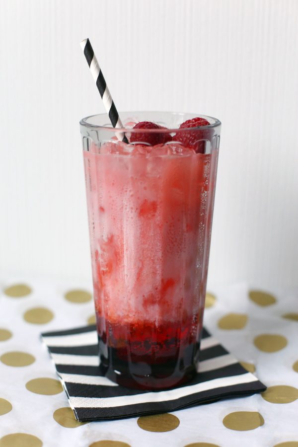 Graduation Party Mocktail | The Sweetest Occasion