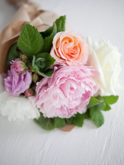 Decorate with Flowers thumbnail