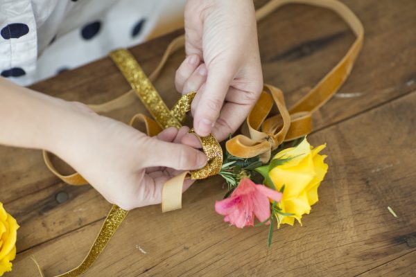 DIY Ribbon Flower Necklace