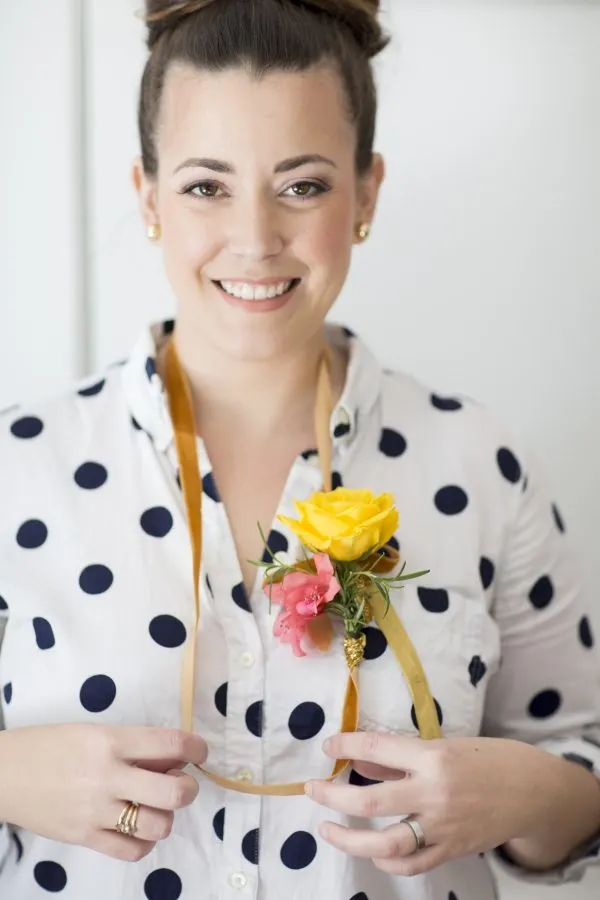 DIY Ribbon Flower Necklace