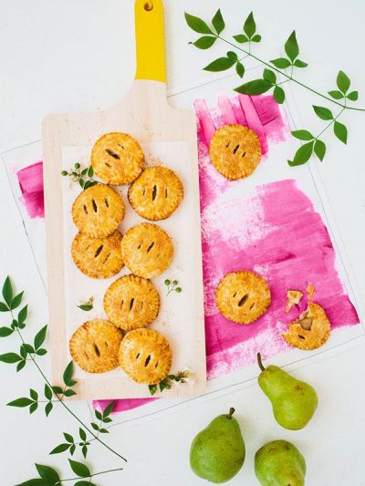 Festive Fall Recipes + Friday Link Love thumbnail