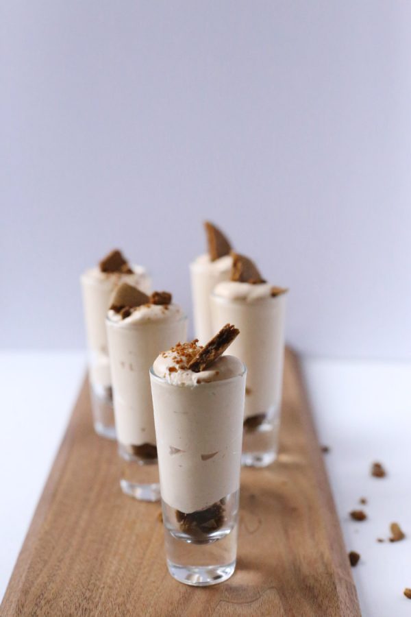 Butterscotch Spice Pudding Shots by @cydconverse