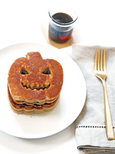 Halloween Pumpkin Pancakes thumbnail