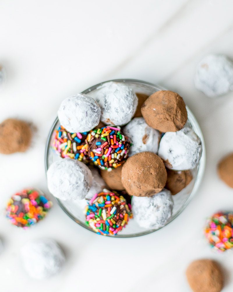 Homemade Chocolate Truffles from @cydconverse